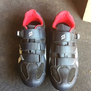 Peloton riding shoes size 11.5 / 45